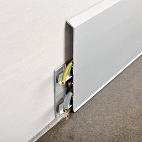 Плинтус алюминиевый анодированный PKISPAA 100 PROGRESS PROFILES