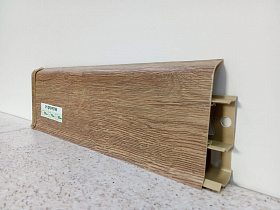 Плинтус пластиковый Идеал ДЕКОНИКА 70 211 Дуб Рустик