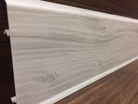 Плинтус пластиковый Korner EVO 70 дуб нике (найк)